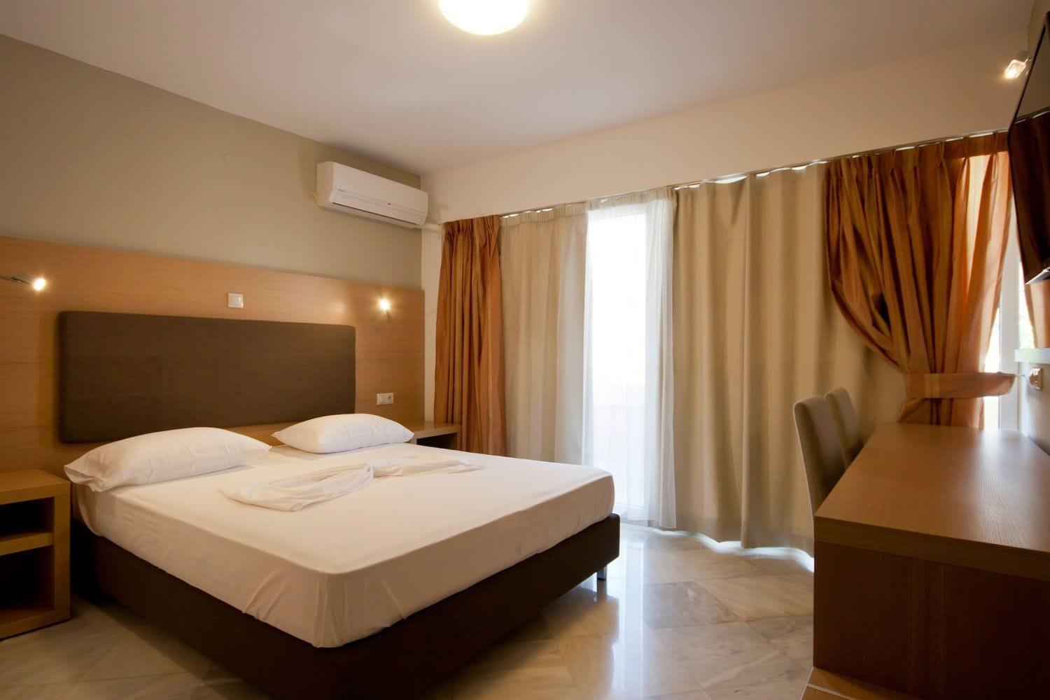 Liberty Hotel Rethymno  Exterior photo