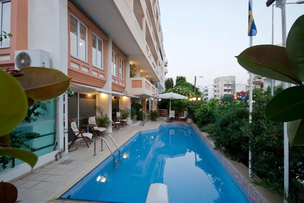 Liberty Hotel Rethymno  Exterior photo